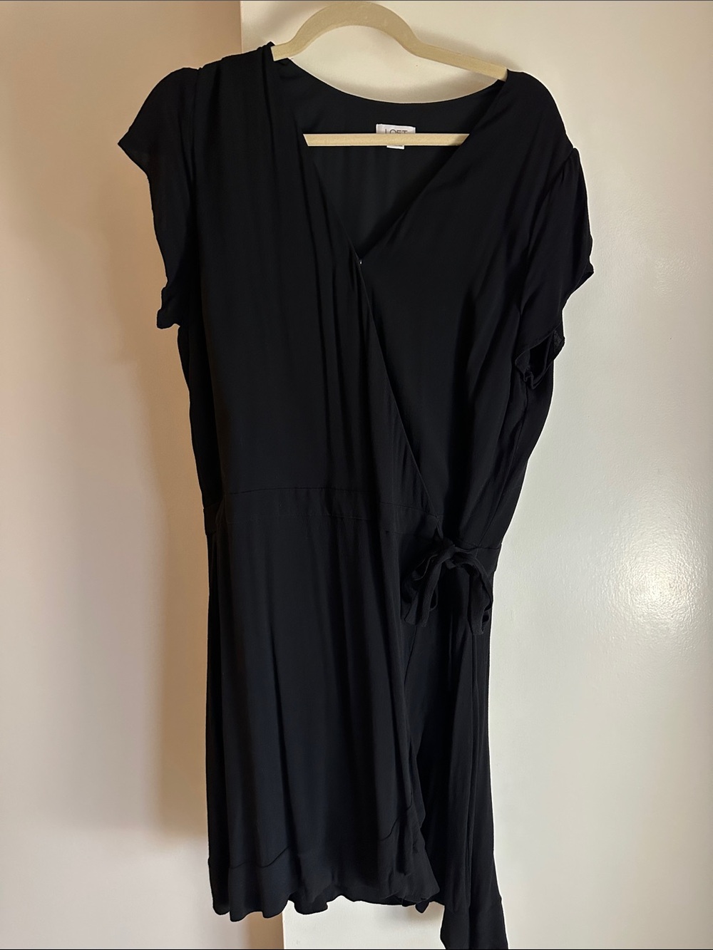 ANN TAYLOR LOFT BLACK WRAP SKORT ROMPER